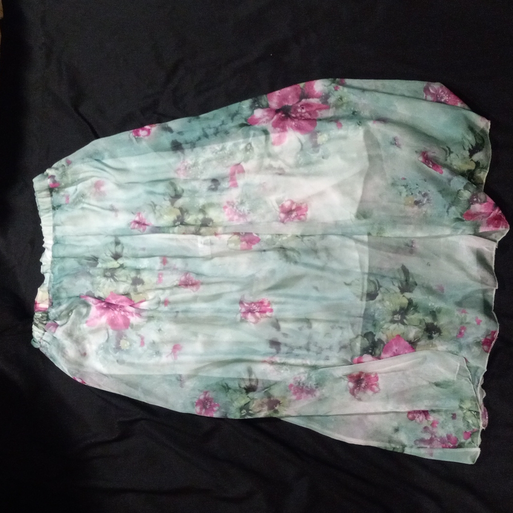 Floral Skirt With Pink Flowers